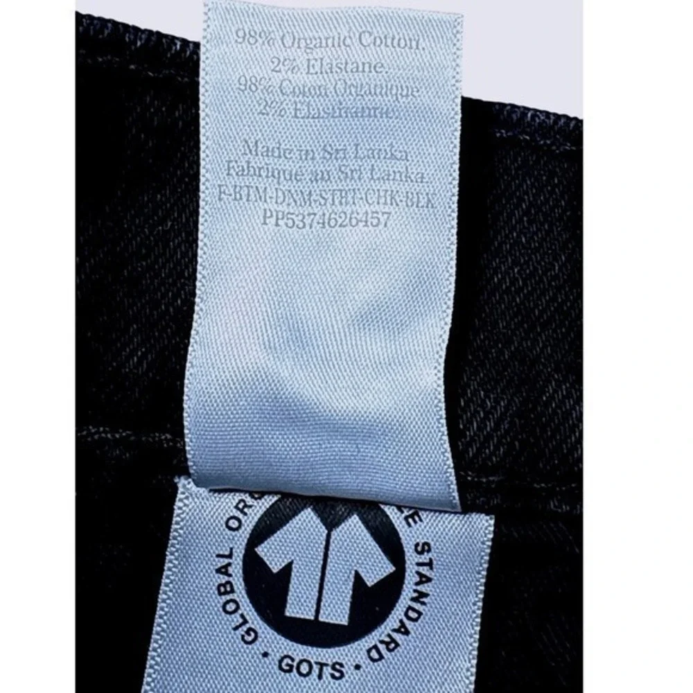 Everlane Denim The Original Cheeky‎ Jean Black High Rise Scandi Capsule Wardrobe